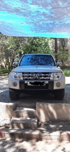 Mitsubishi Pajero 2008, 207,000 km - 3.0 l - Bakı