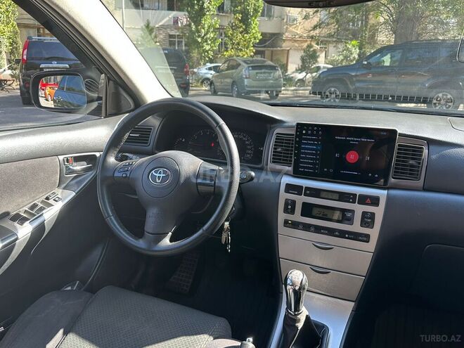Toyota Corolla 2004, 291,000 km - 1.4 л - Bakı