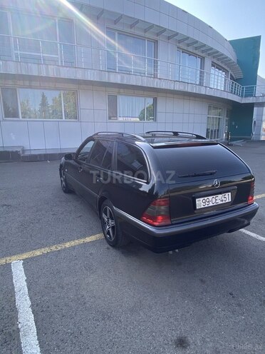 Mercedes C 220 1997, 374,120 km - 2.2 l - Qazax