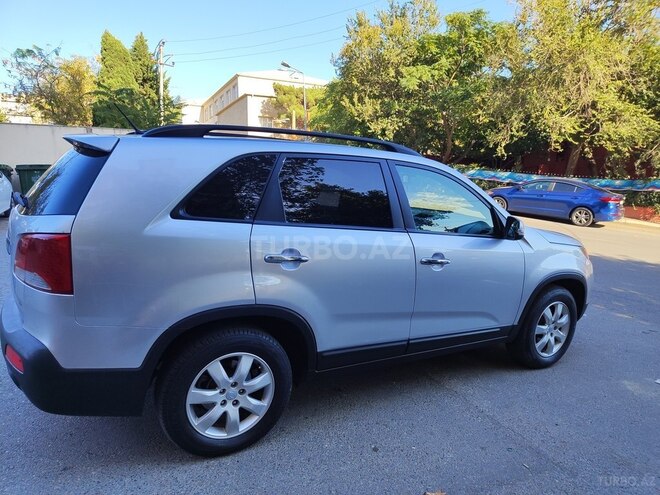 Kia Sorento 2010, 318,000 km - 2.4 l - Bakı