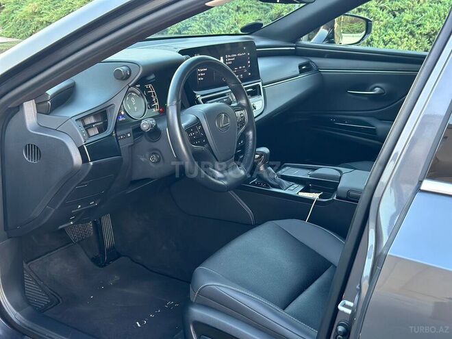 Lexus ES 300h 2021, 23,000 km - 2.5 l - Bakı