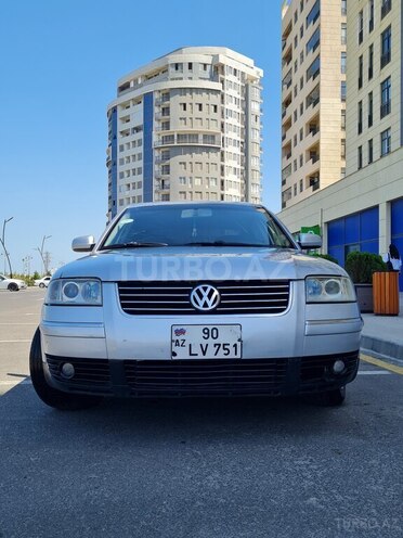 Volkswagen Passat 2003, 316,000 km - 1.8 l - Sumqayıt