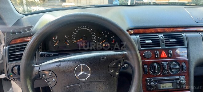 Mercedes E 270 2000, 525,000 km - 2.7 l - İmişli