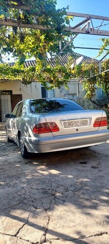 Mercedes E 270 2000, 525,000 km - 2.7 l - İmişli