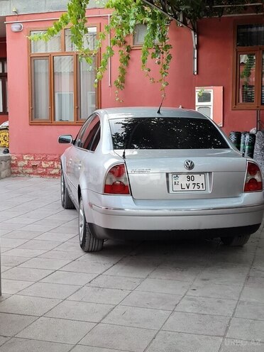 Volkswagen Passat 2003, 316,000 km - 1.8 l - Sumqayıt