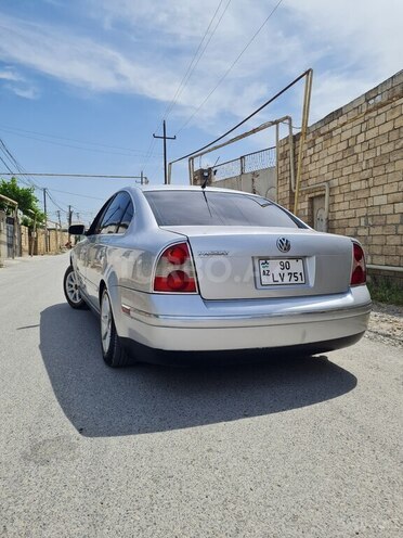 Volkswagen Passat 2003, 316,000 km - 1.8 l - Sumqayıt