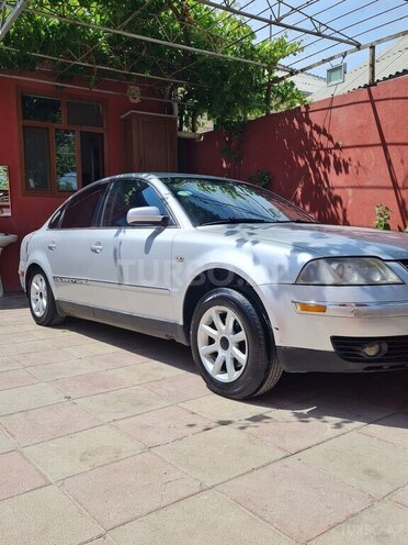 Volkswagen Passat 2003, 316,000 km - 1.8 l - Sumqayıt