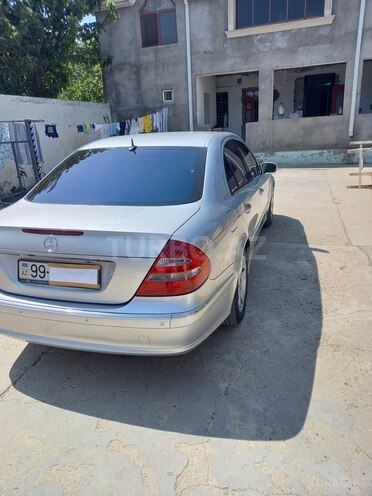 Mercedes E 240 2004, 271,000 km - 2.6 l - Bakı
