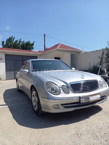 Mercedes E 240 2004, 271,000 km - 2.6 l - Bakı