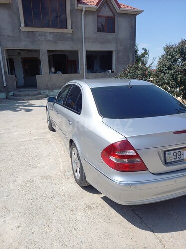 Mercedes E 240 2004, 271,000 km - 2.6 l - Bakı