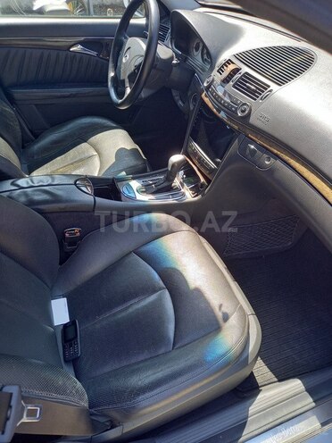 Mercedes E 240 2004, 271,000 km - 2.6 l - Bakı