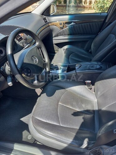 Mercedes E 240 2004, 271,000 km - 2.6 l - Bakı