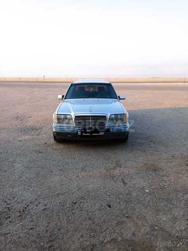 Mercedes E 220 1995, 100,000 km - 2.2 l - Hacıqabul