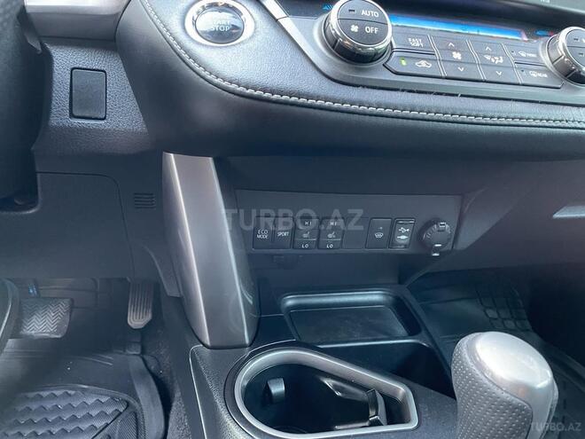 Toyota RAV4 2017, 136,000 km - 2.0 l - Bakı