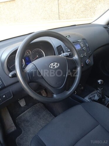 Hyundai i30 2007, 170,000 km - 1.4 l - Gəncə
