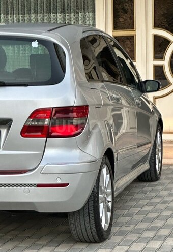 Mercedes B 200 2006, 240,000 km - 2.0 l - Bakı