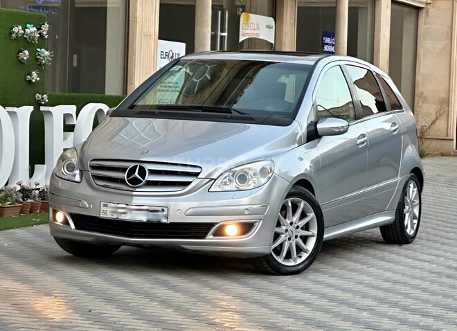Mercedes B 200 2006, 240,000 km - 2.0 l - Bakı