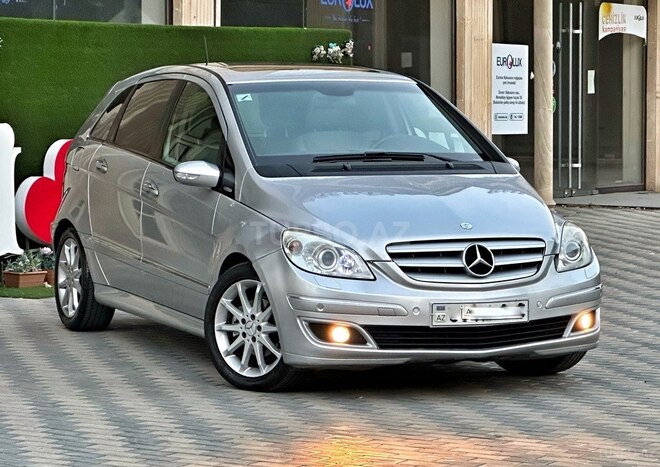 Mercedes B 200 2006, 240,000 km - 2.0 l - Bakı