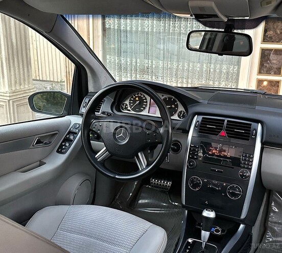 Mercedes B 200 2006, 240,000 km - 2.0 l - Bakı