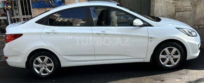 Hyundai Accent 2012, 94,400 km - 1.6 l - Bakı
