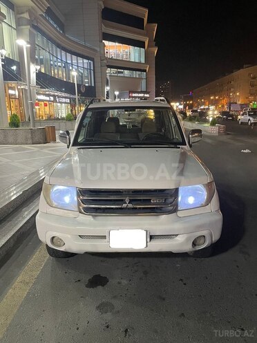 Mitsubishi Pajero io 2001, 244,580 km - 2.0 l - Bakı