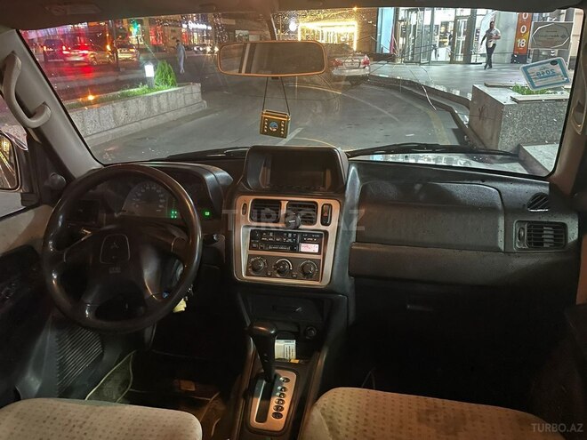Mitsubishi Pajero io 2001, 244,580 km - 2.0 l - Bakı