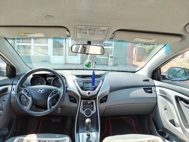 Hyundai Elantra 2013, 308,994 km - 1.8 l - Masallı
