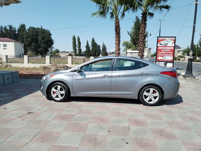 Hyundai Elantra 2013, 308,994 km - 1.8 l - Masallı