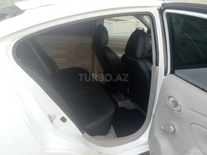Nissan Sunny 2014, 184,000 km - 1.5 l - Bakı