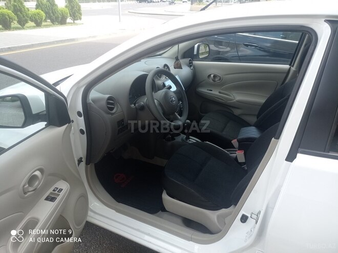 Nissan Sunny 2014, 184,000 km - 1.5 l - Bakı