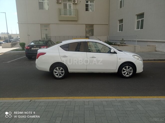 Nissan Sunny 2014, 184,000 km - 1.5 l - Bakı