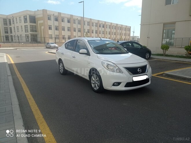 Nissan Sunny 2014, 184,000 km - 1.5 l - Bakı