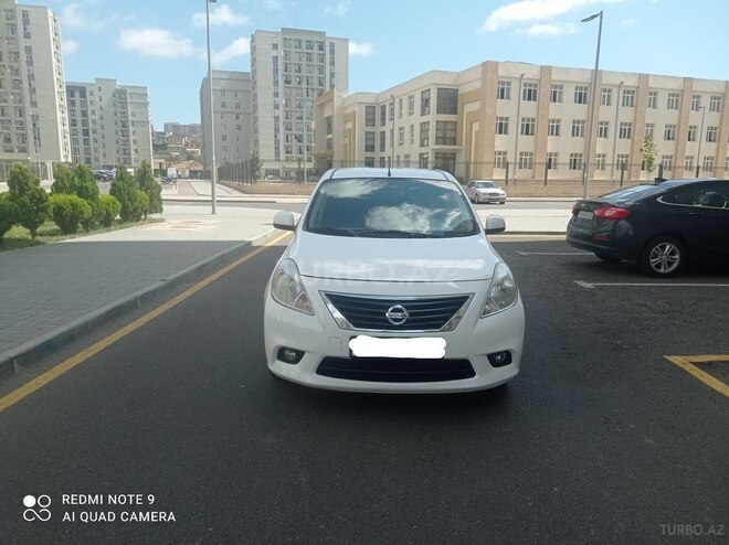 Nissan Sunny 2014, 184,000 km - 1.5 l - Bakı