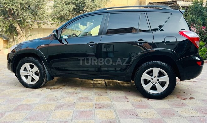 Toyota RAV4 2009, 196,000 km - 2.2 l - Bakı