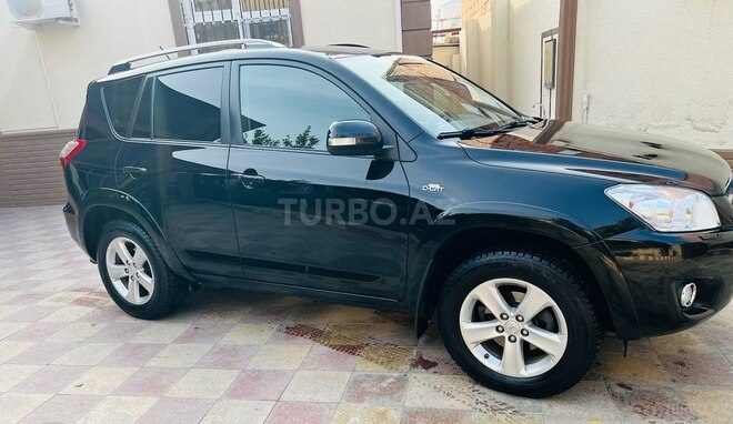Toyota RAV4 2009, 196,000 km - 2.2 l - Bakı