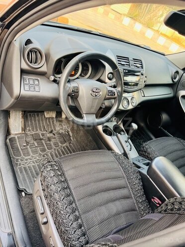 Toyota RAV4 2009, 196,000 km - 2.2 l - Bakı