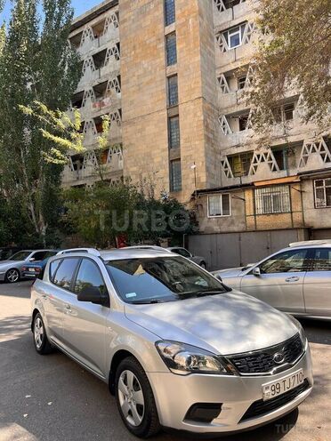 Kia Ceed 2010, 170,000 km - 1.4 л - Bakı