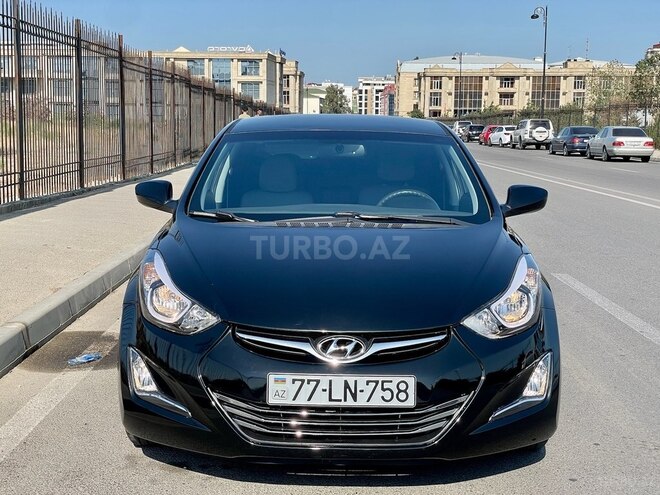 Hyundai Elantra 2015, 165,763 km - 1.8 л - Bakı