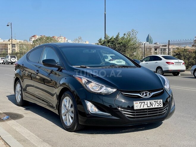 Hyundai Elantra 2015, 165,763 km - 1.8 л - Bakı