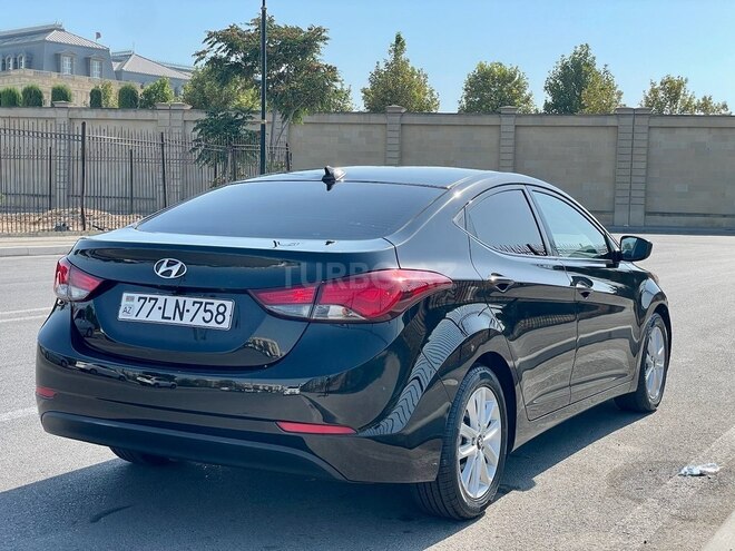 Hyundai Elantra 2015, 165,763 km - 1.8 л - Bakı