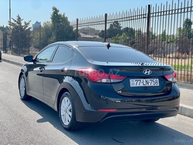 Hyundai Elantra 2015, 165,763 km - 1.8 л - Bakı
