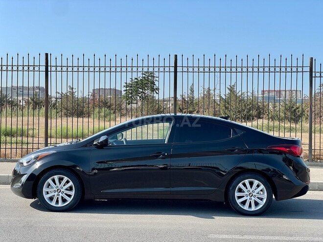 Hyundai Elantra 2015, 165,763 km - 1.8 л - Bakı