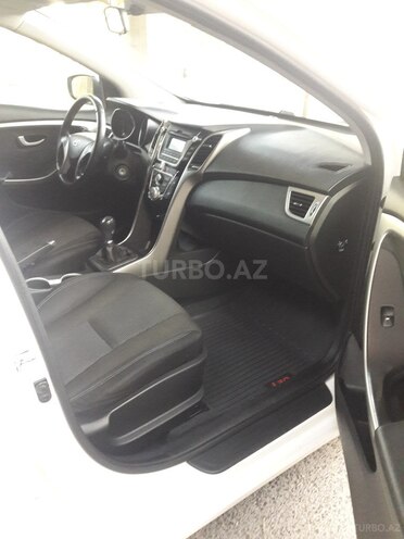 Hyundai i30 2014, 175,000 km - 1.6 l - Bakı