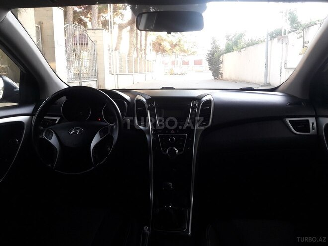Hyundai i30 2014, 175,000 km - 1.6 l - Bakı