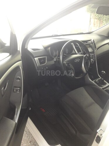 Hyundai i30 2014, 175,000 km - 1.6 l - Bakı