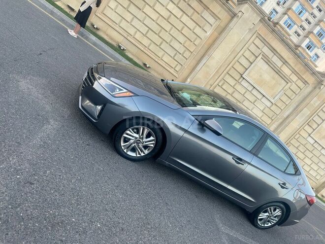 Hyundai Elantra 2019, 75,000 km - 2.0 л - Bakı