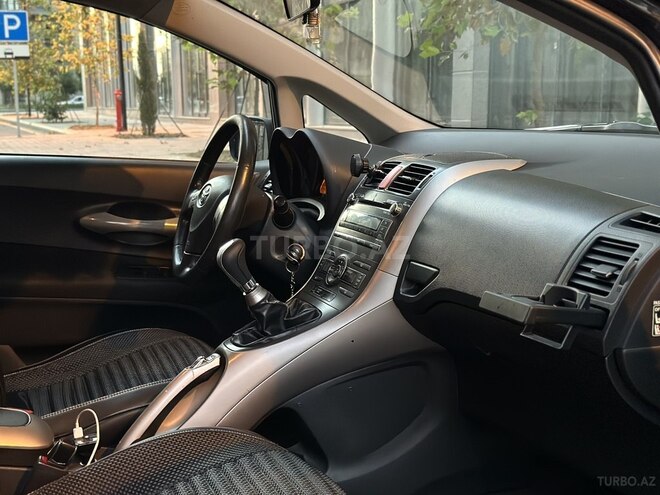 Toyota Auris 2007, 208,000 km - 1.4 л - Bakı