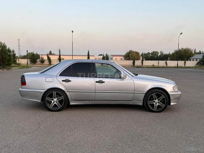 Mercedes C 220 1998, 380,000 km - 2.2 л - Saatlı
