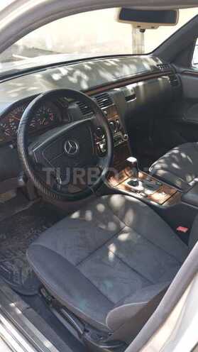 Mercedes E 230 1996, 368,000 km - 2.3 л - Bakı