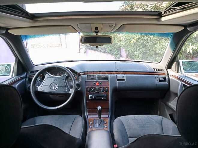 Mercedes E 230 1996, 368,000 km - 2.3 л - Bakı